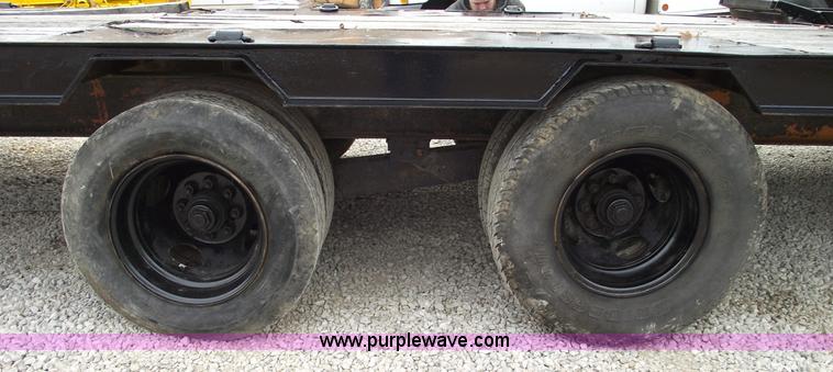 image for item 5466 1986 shop-built 24' gooseneck trailer