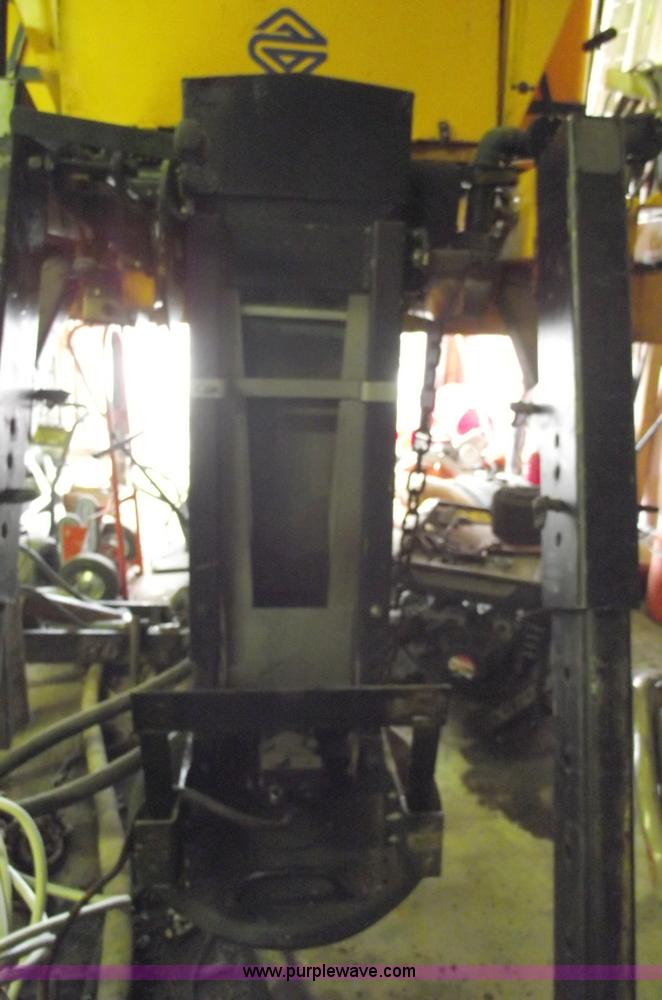 image for item 5467 12' Epoke salt spreader v-box