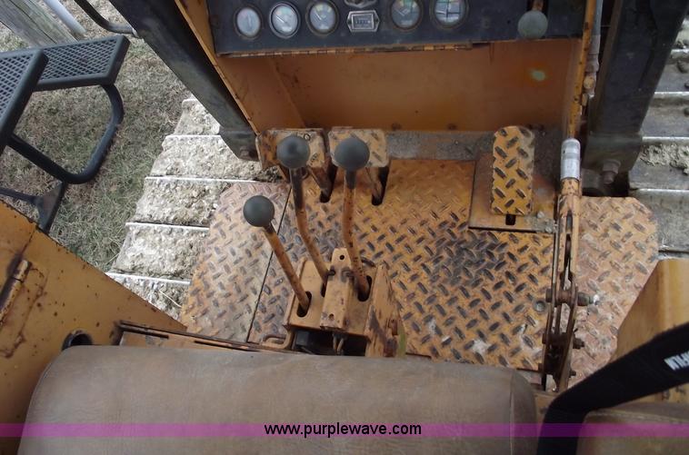 image for item 5468 Case 450B dozer