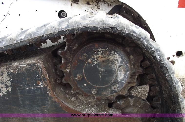 image for item 5469 2004 Bobcat T300