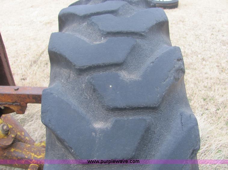 image for item 6768 Caterpillar Cat 12 motor grader