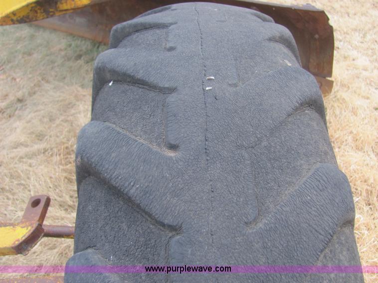 image for item 6768 Caterpillar Cat 12 motor grader