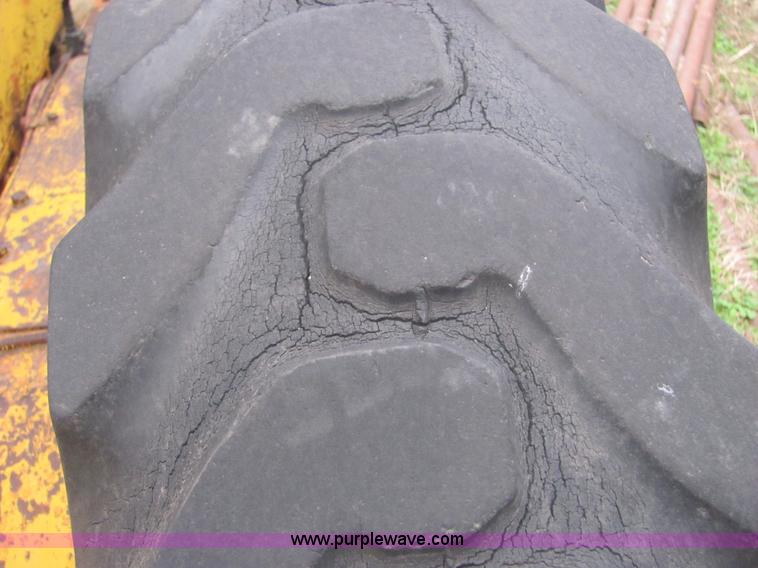 image for item 6768 Caterpillar Cat 12 motor grader