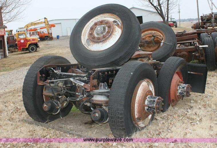 image for item 6770 Kenworth running gear