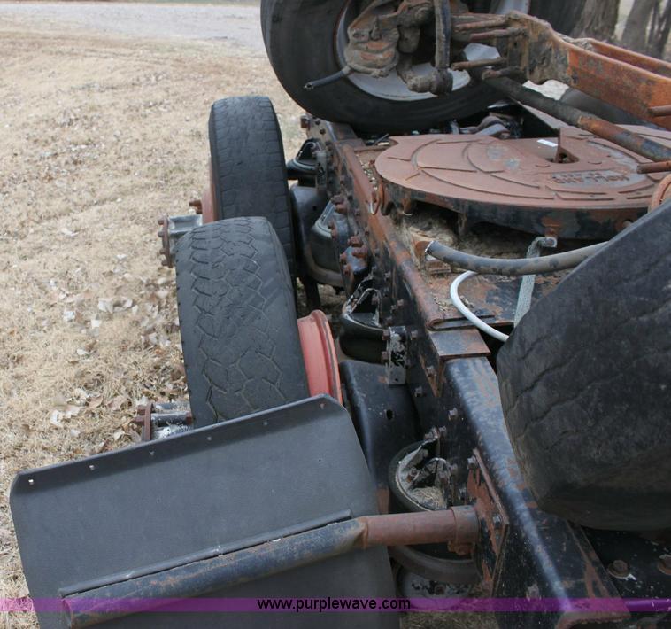 image for item 6770 Kenworth running gear