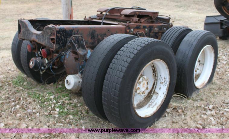 image for item 6771 Semi running gear