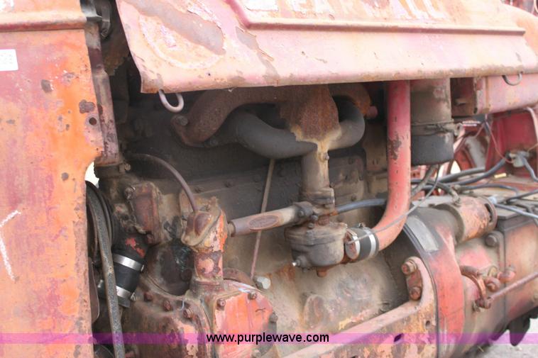 image for item 6781 Farmall M tractor