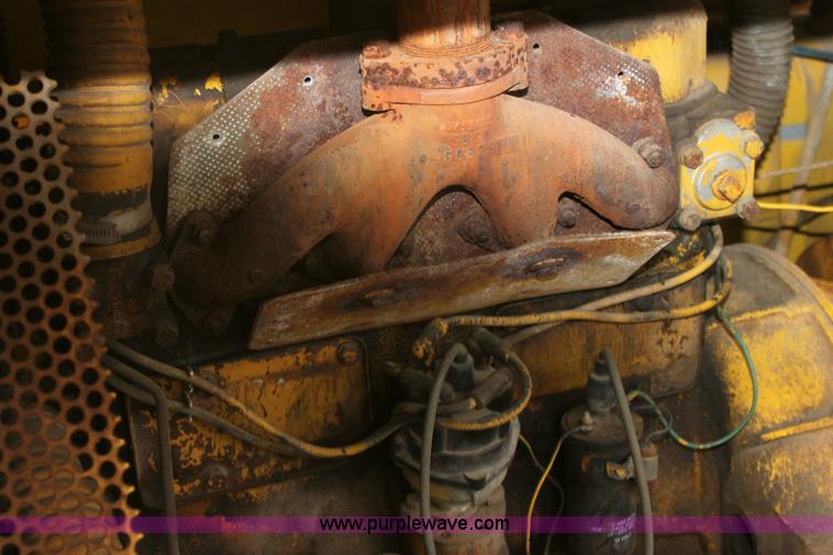 image for item 6782 Ingersoll Rand 185 trailer mounted air compressor