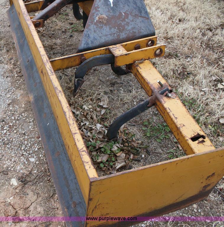 image for item 6784 8' box blade