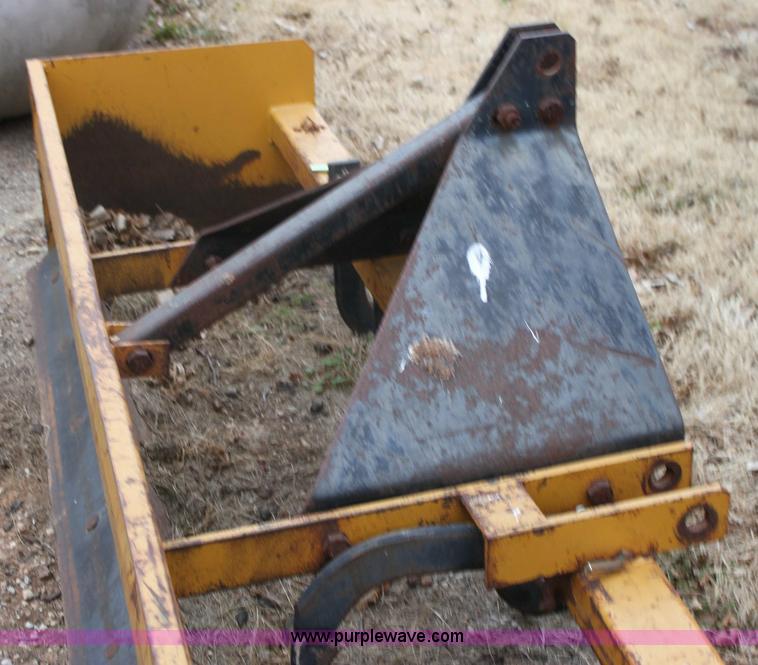 image for item 6784 8' box blade