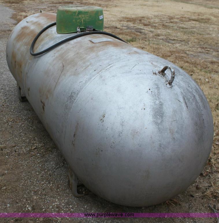 image for item 6785 Perfection 500 gallon propane tank