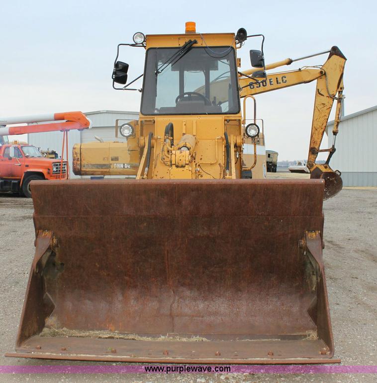 image for item 6786 1992 Dresser 520 C articulated loader