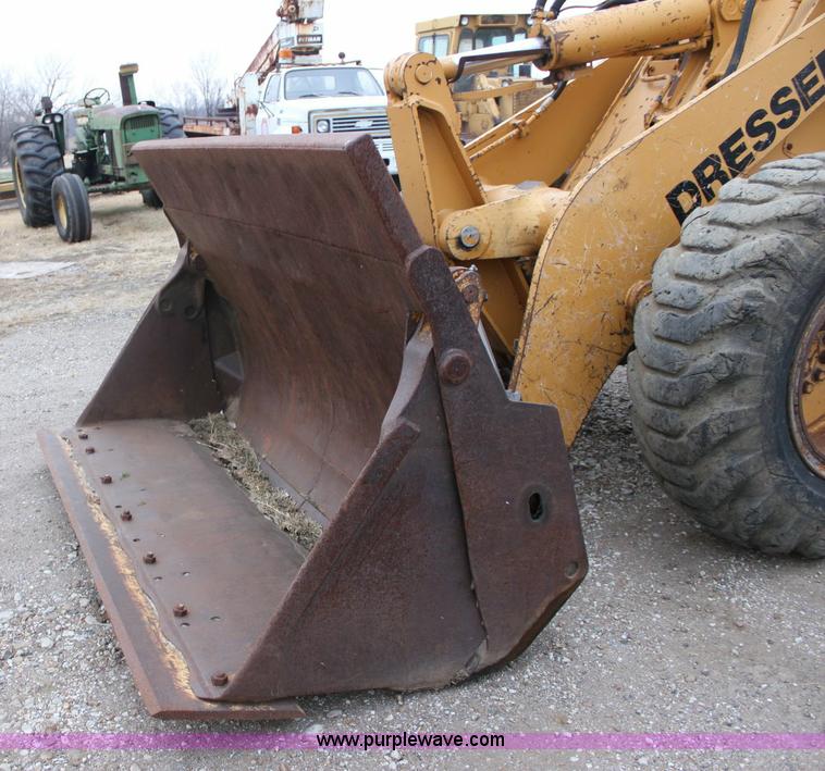 image for item 6786 1992 Dresser 520 C articulated loader