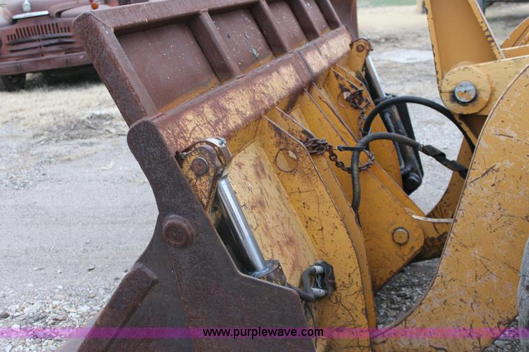 image for item 6786 1992 Dresser 520 C articulated loader