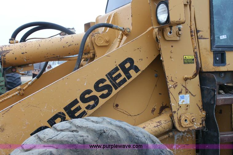 image for item 6786 1992 Dresser 520 C articulated loader