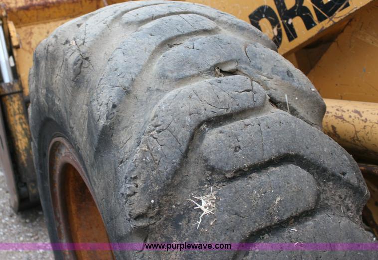 image for item 6786 1992 Dresser 520 C articulated loader