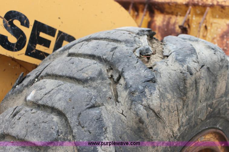 image for item 6786 1992 Dresser 520 C articulated loader