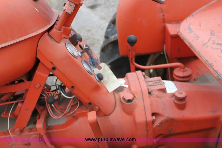 image for item 6788 Allis-Chalmers D14 tractor