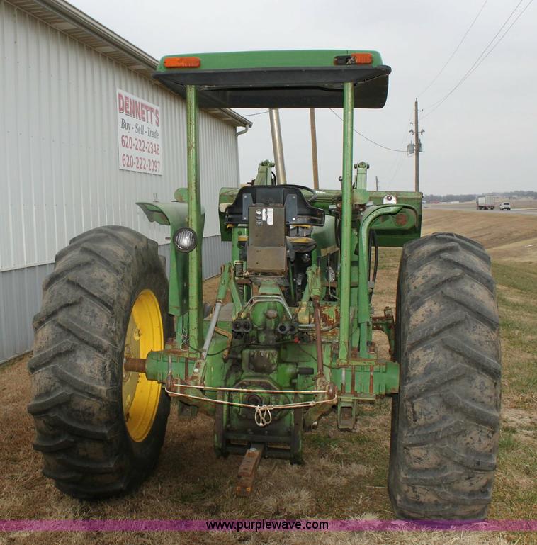 image for item 6789 John Deere 2840 tractor and loader