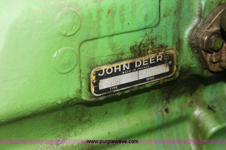 image for item 6789 John Deere 2840 tractor and loader