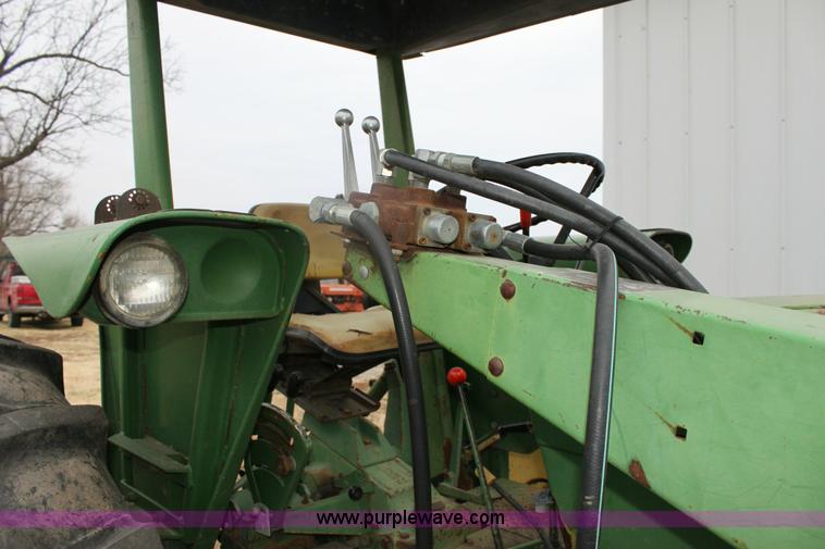 image for item 6789 John Deere 2840 tractor and loader