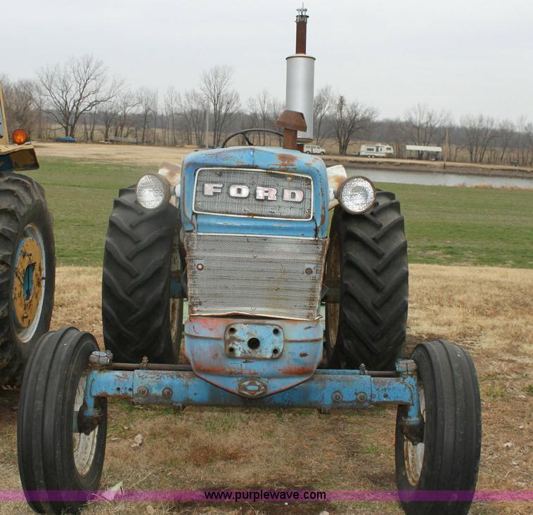 image for item 6790 Ford 5000 Series tractor