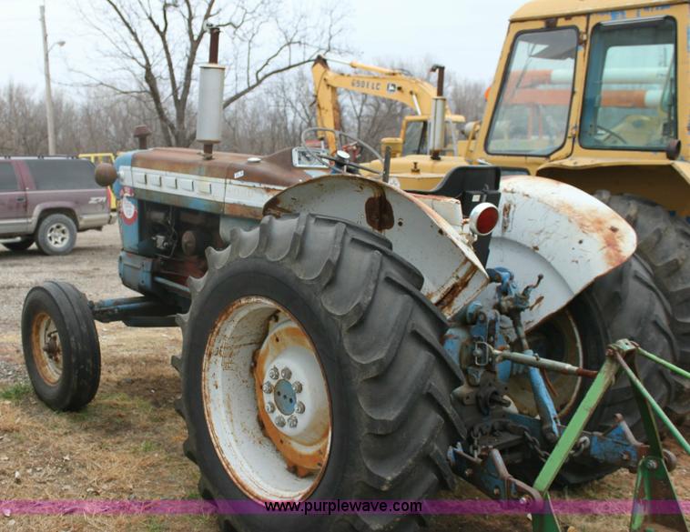 image for item 6790 Ford 5000 Series tractor