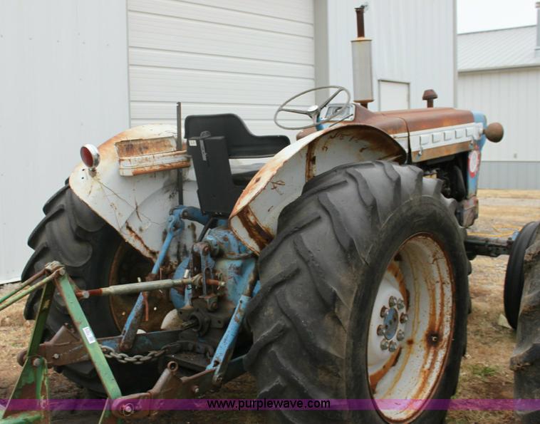 image for item 6790 Ford 5000 Series tractor