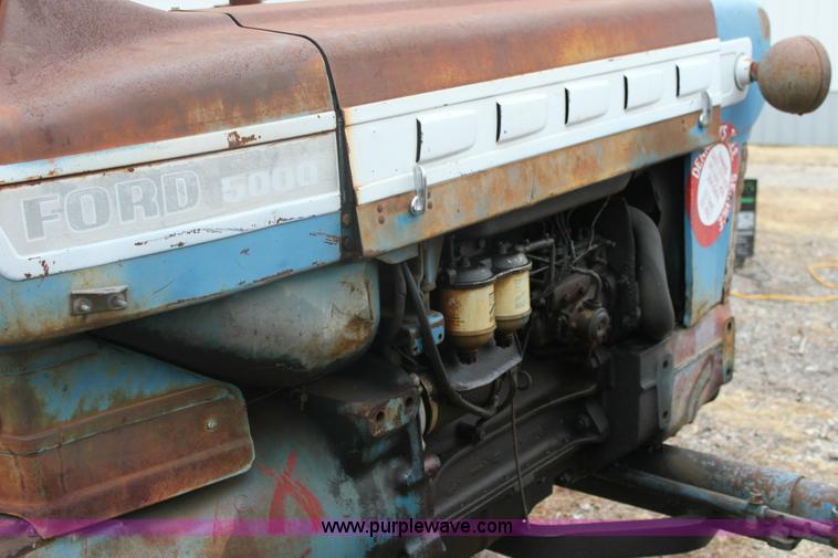 image for item 6790 Ford 5000 Series tractor