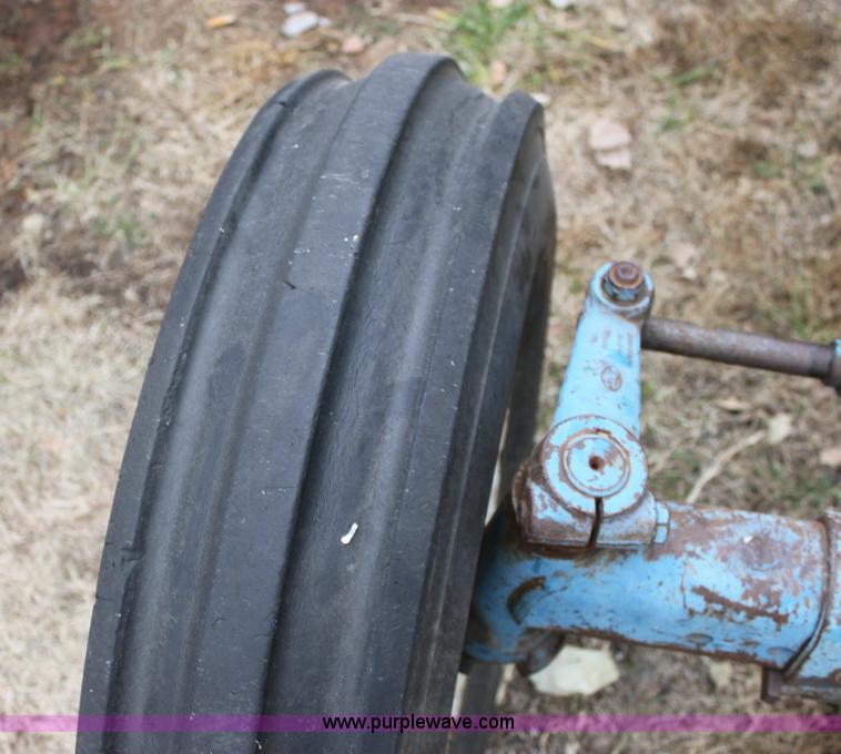 image for item 6790 Ford 5000 Series tractor