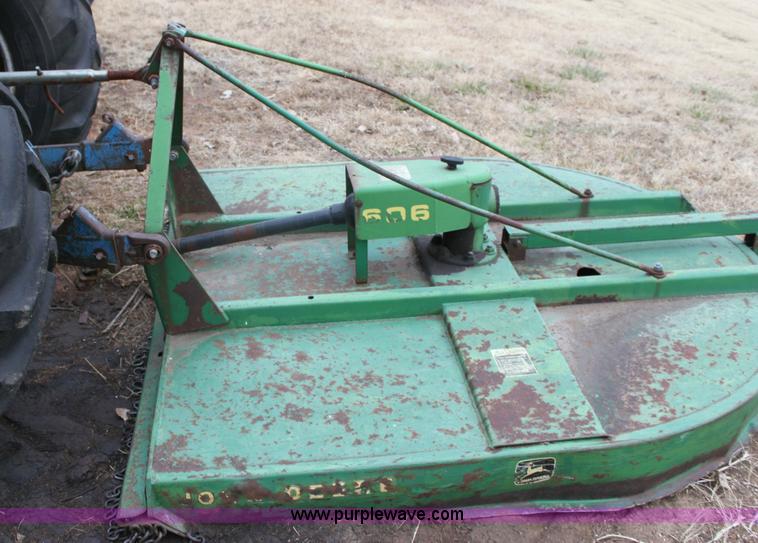 image for item 6791 John Deere 606 mower