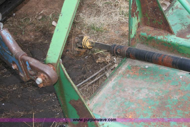 image for item 6791 John Deere 606 mower