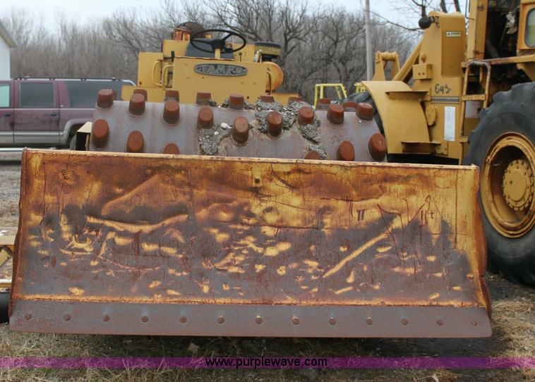 image for item 6792 Tampo roller packer