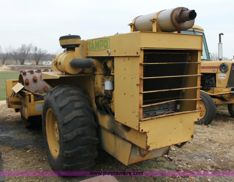 image for item 6792 Tampo roller packer