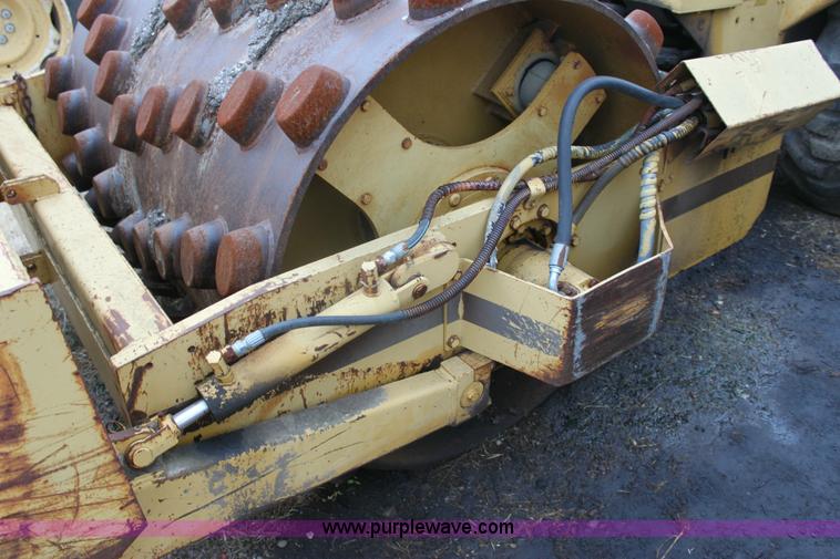 image for item 6792 Tampo roller packer