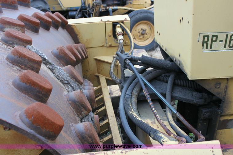 image for item 6792 Tampo roller packer