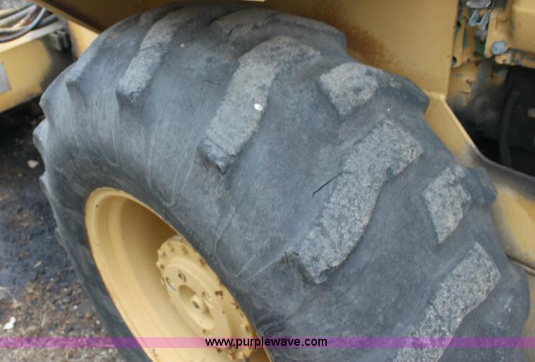 image for item 6792 Tampo roller packer