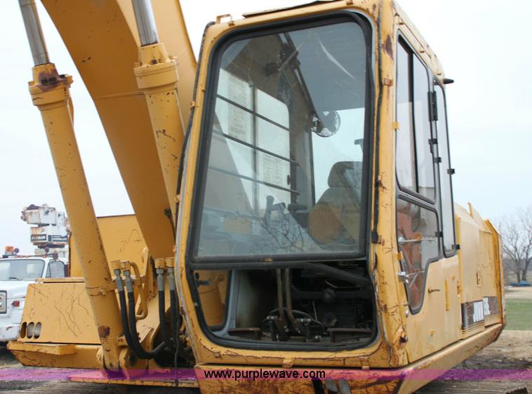 image for item 6794 1995 John Deere 690ELC excavator