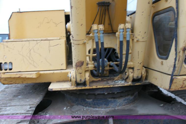 image for item 6794 1995 John Deere 690ELC excavator