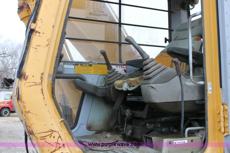image for item 6794 1995 John Deere 690ELC excavator