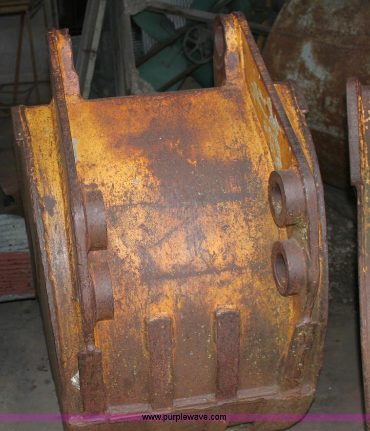 image for item 6794 1995 John Deere 690ELC excavator