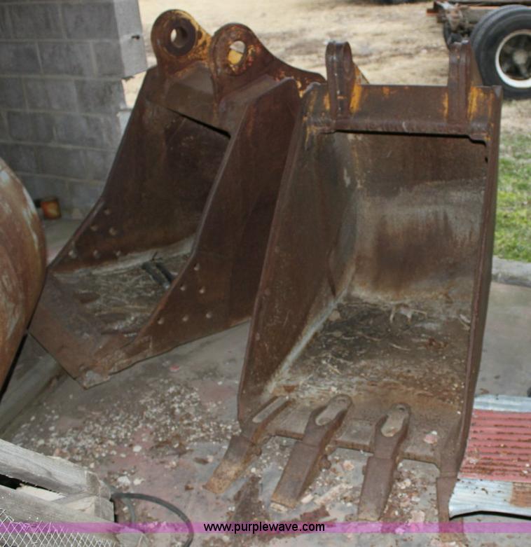 image for item 6794 1995 John Deere 690ELC excavator