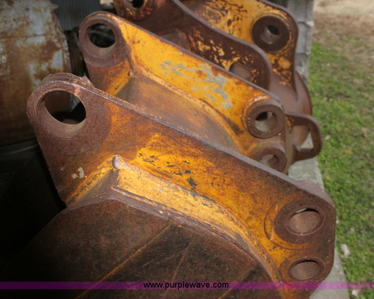 image for item 6794 1995 John Deere 690ELC excavator