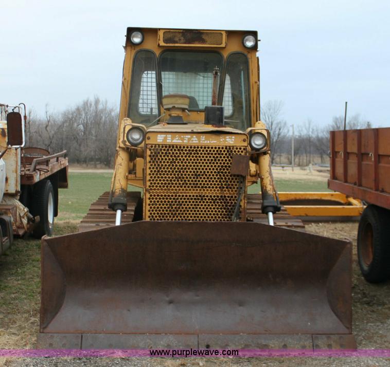 image for item 6795 1982 Fiat-Allis 10C dozer