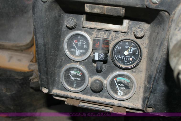 image for item 6795 1982 Fiat-Allis 10C dozer