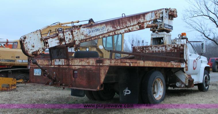 image for item 6796 1978 Chevrolet CBS boom truck