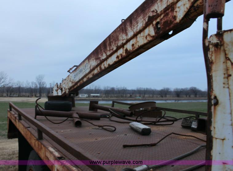 image for item 6796 1978 Chevrolet CBS boom truck