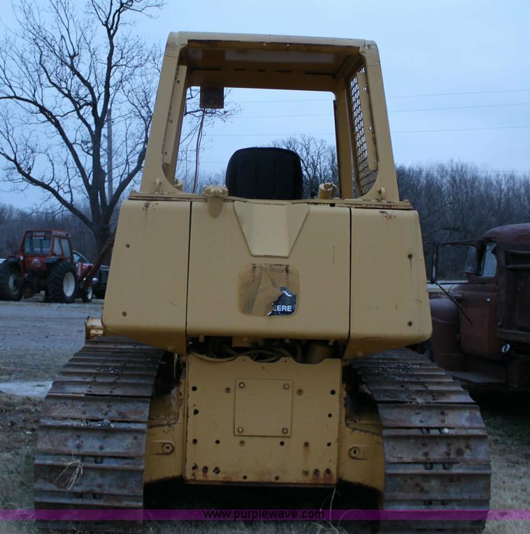 image for item 6798 John Deere 750B-LT dozer