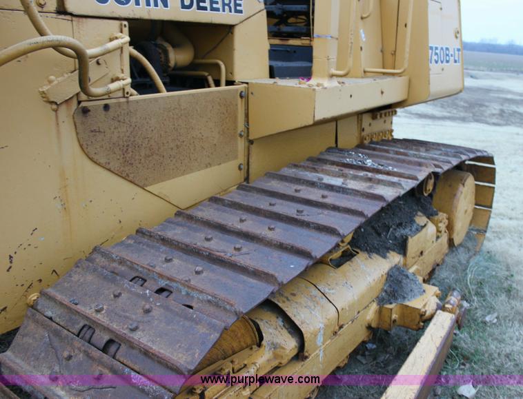image for item 6798 John Deere 750B-LT dozer