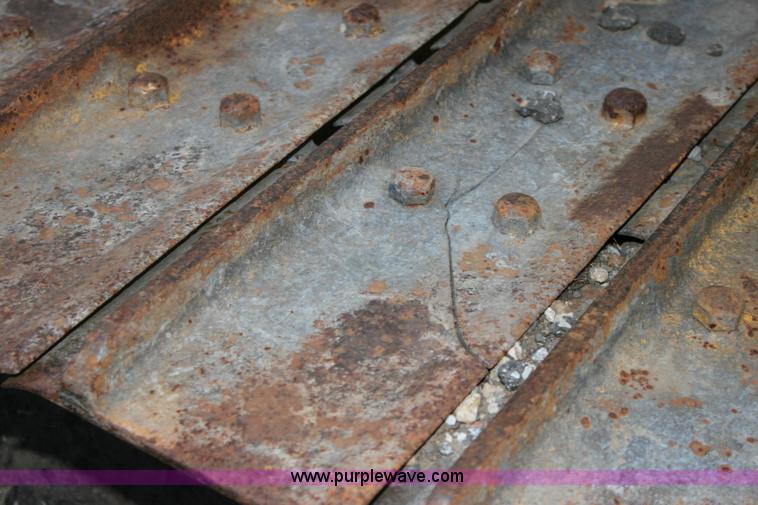 image for item 6798 John Deere 750B-LT dozer